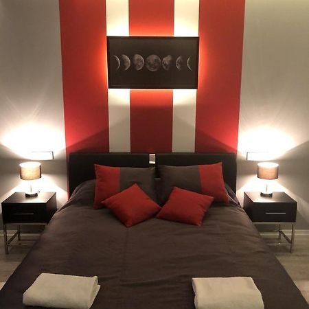 Bon Apetit Apartament Lviv Bagian luar foto