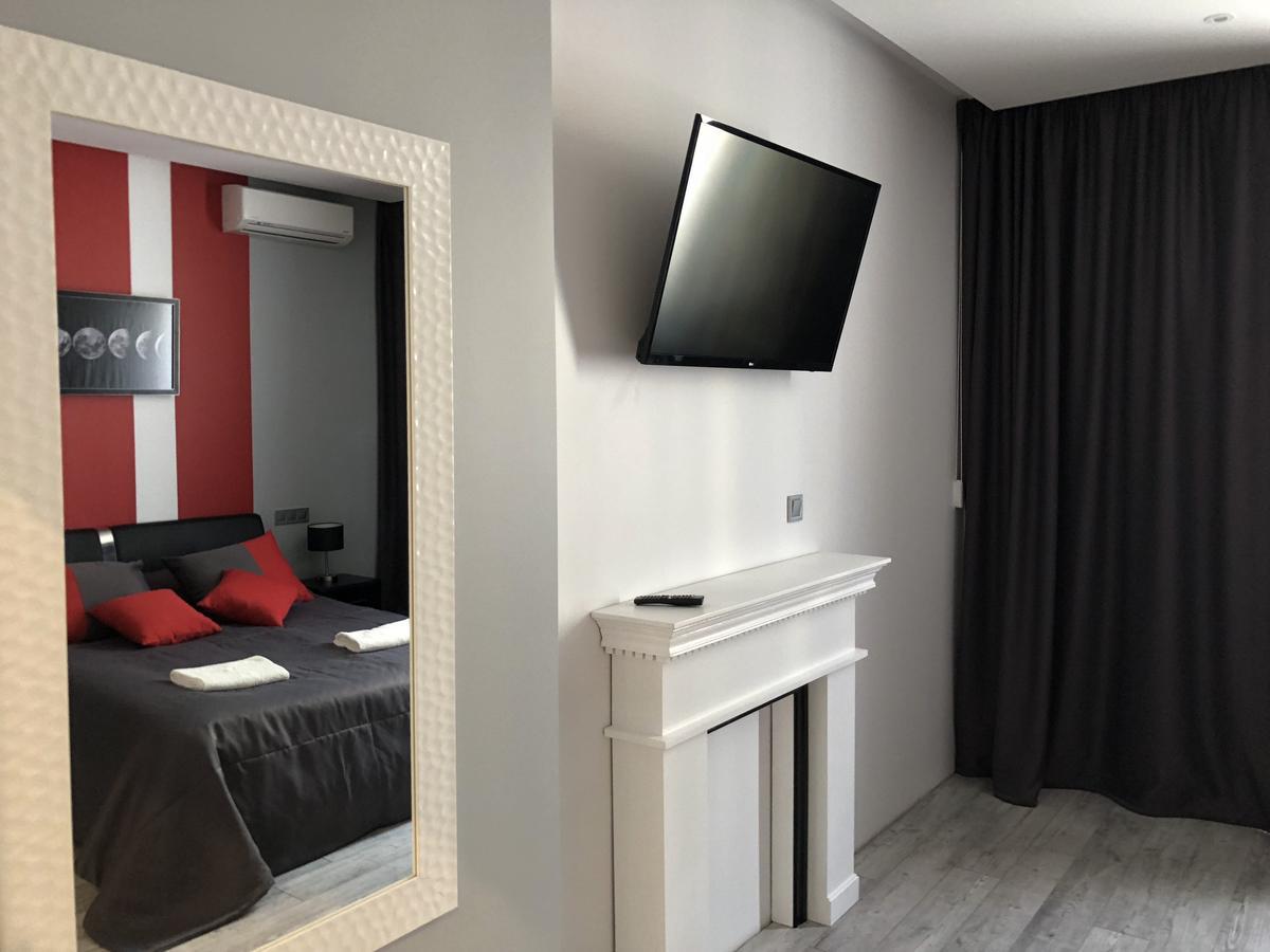 Bon Apetit Apartament Lviv Bagian luar foto