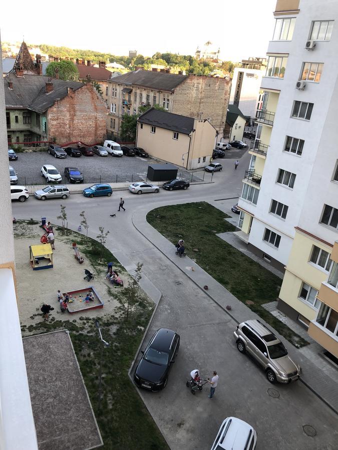 Bon Apetit Apartament Lviv Bagian luar foto