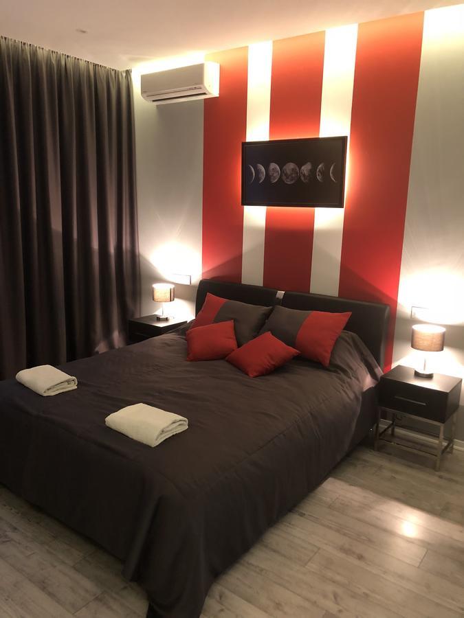 Bon Apetit Apartament Lviv Bagian luar foto